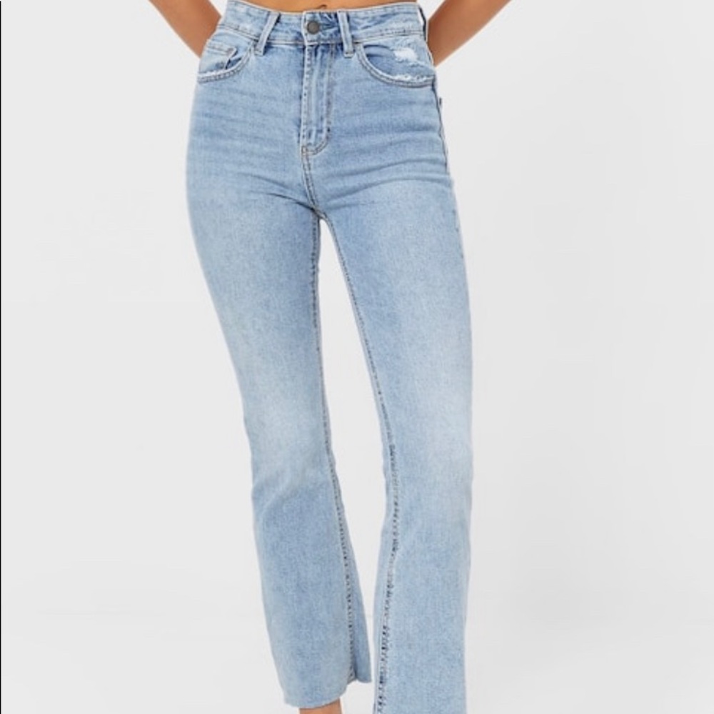Stradivarius women’s petite fit n flare jeans